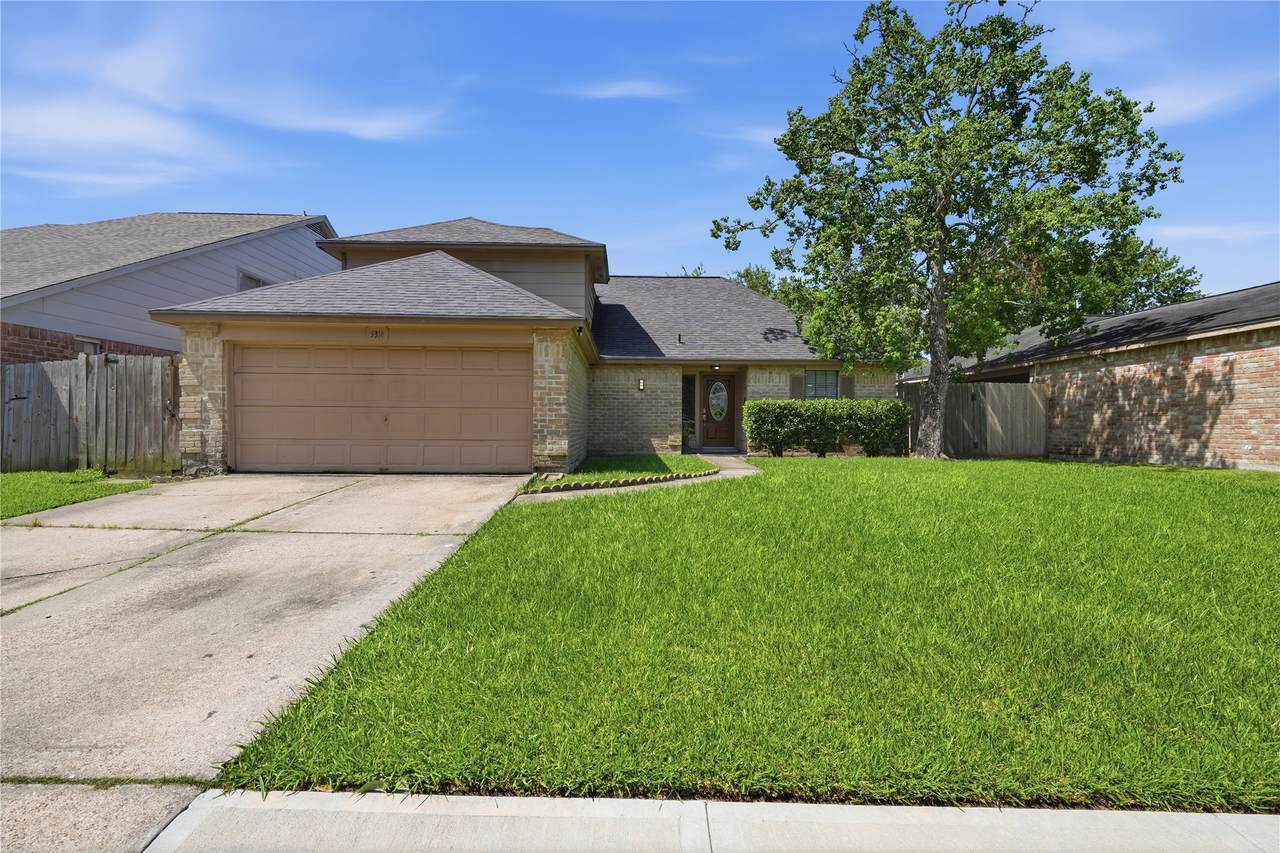 5314 Treewood Drive - Photo 1