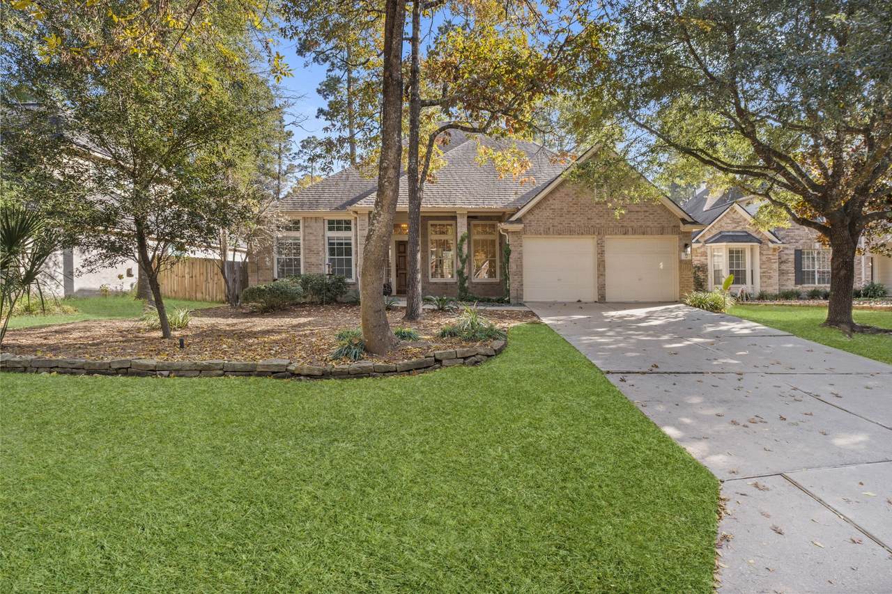 35 Valley Mead Place - Photo 1