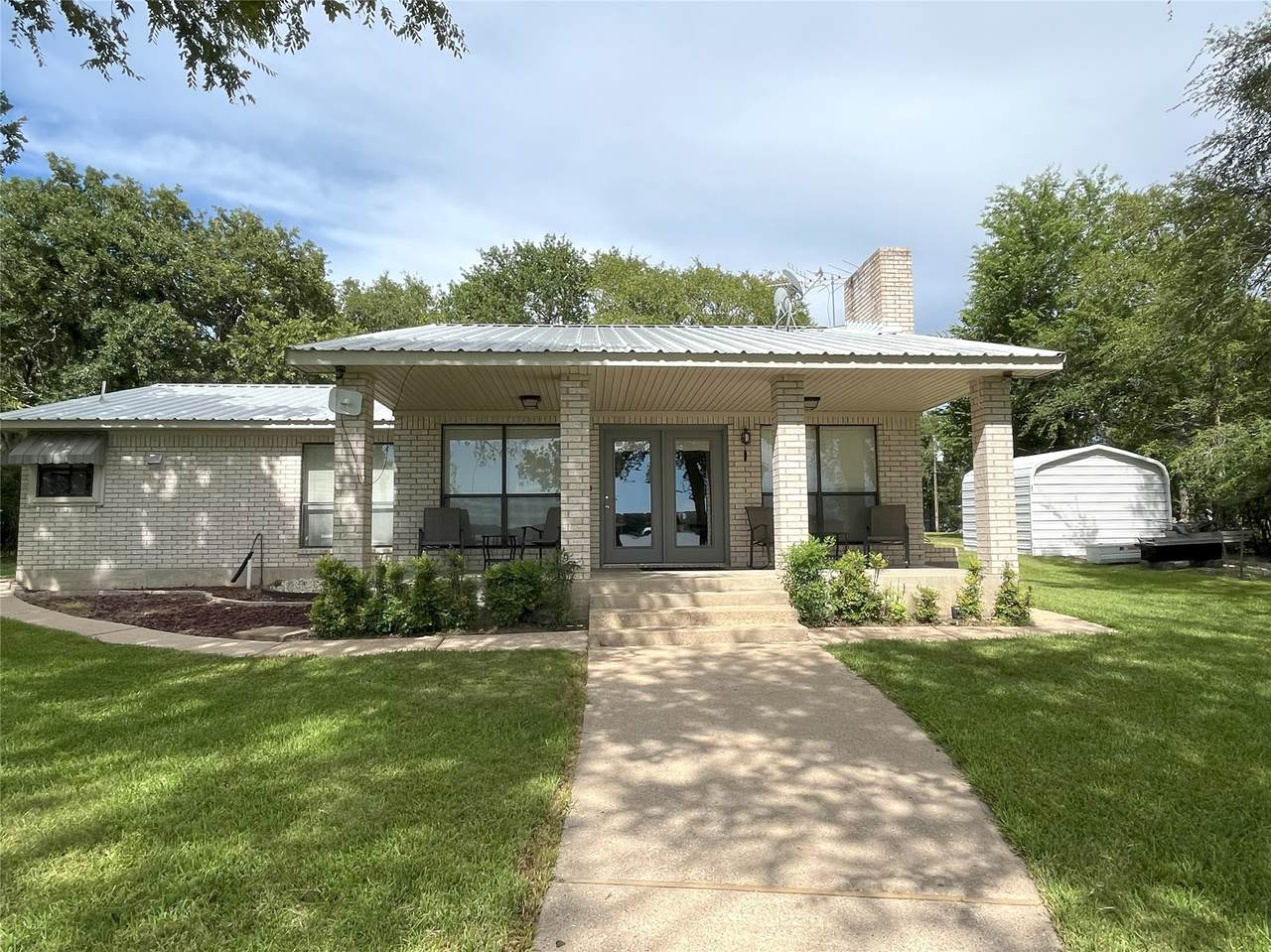 11391 Lakeshore Drive - Photo 1