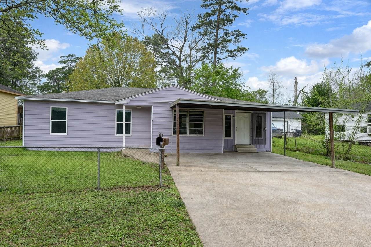 10341 Caxton Street - Photo 1