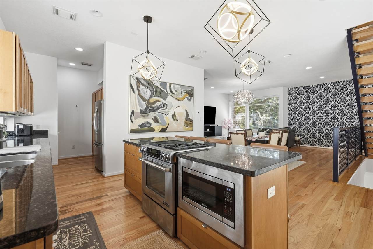 2718 Jackson Street - Photo 1