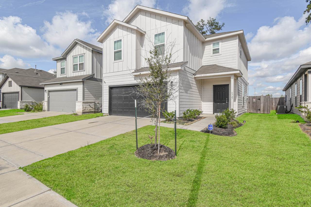 5727 Finely Run Street - Photo 1