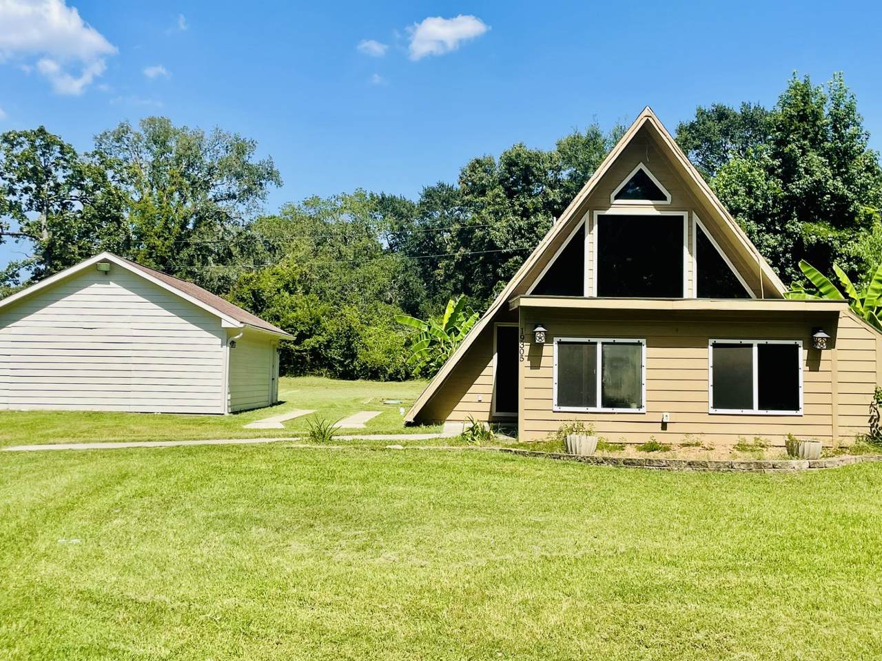 19305 Trailwood - Photo 1
