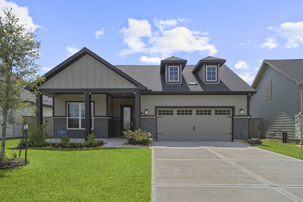 1214 Hidden Oaks Dr - Photo 1