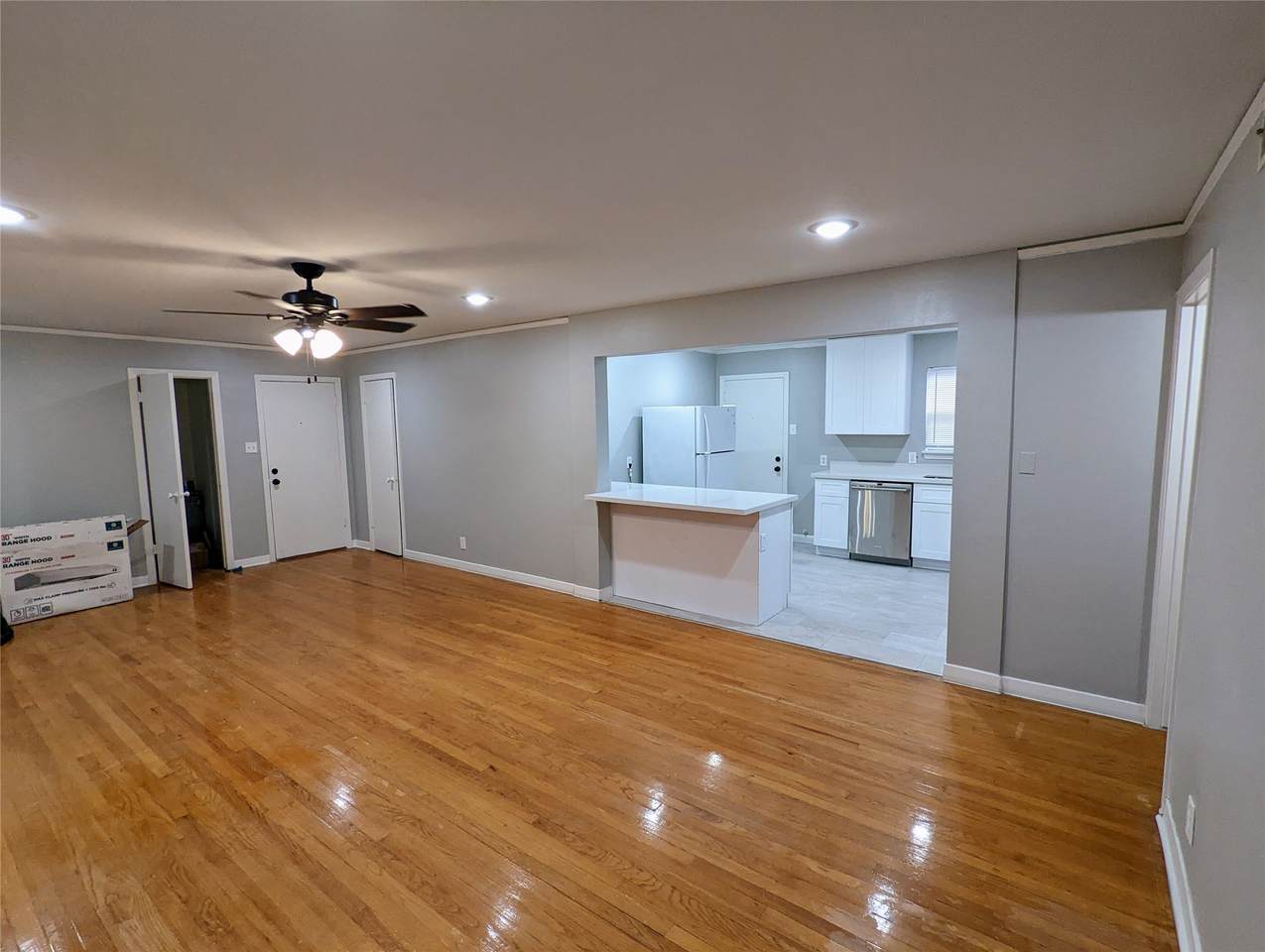 4714 Oakshire Drive - Photo 1
