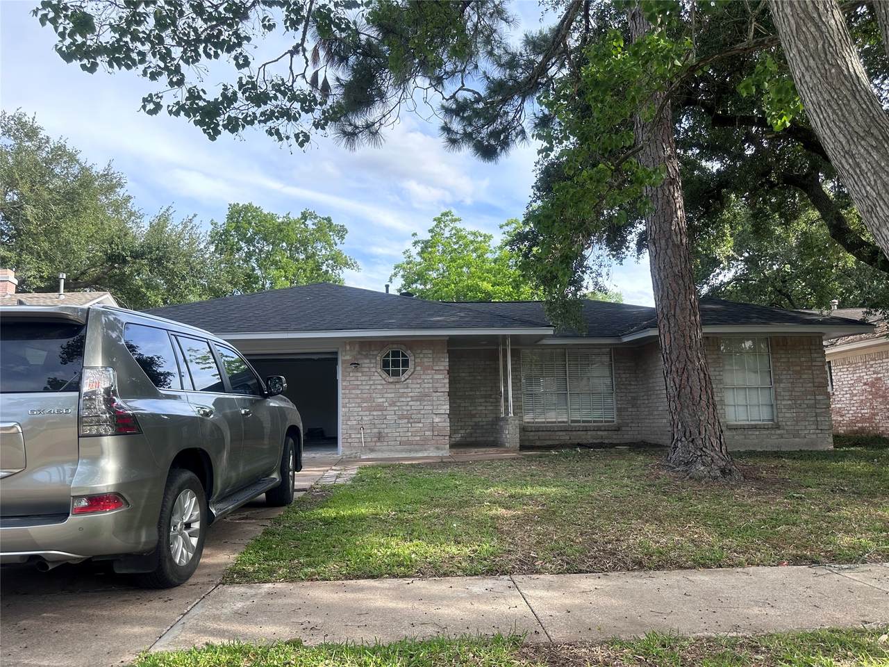 13611 Fernhill Drive - Photo 1
