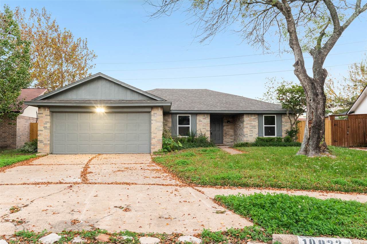 10922 Village Trail Drive - Photo 1