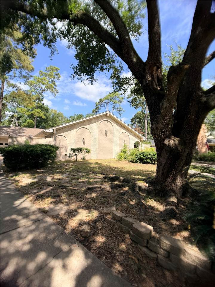 5342 Lawn Arbor Drive - Photo 1