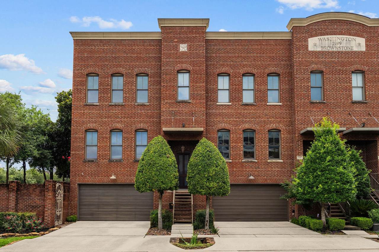 932 Knox Street - Photo 1