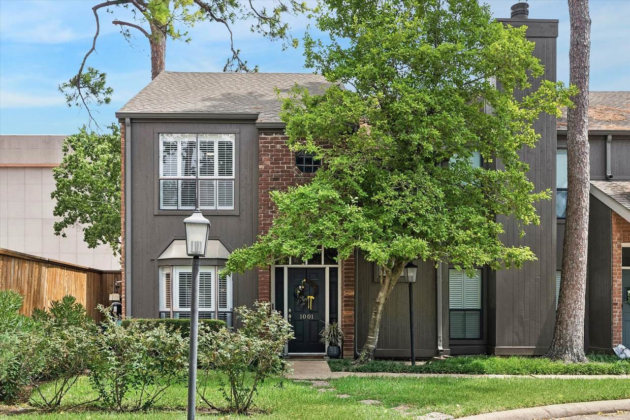 701 Bering Drive - Photo 1