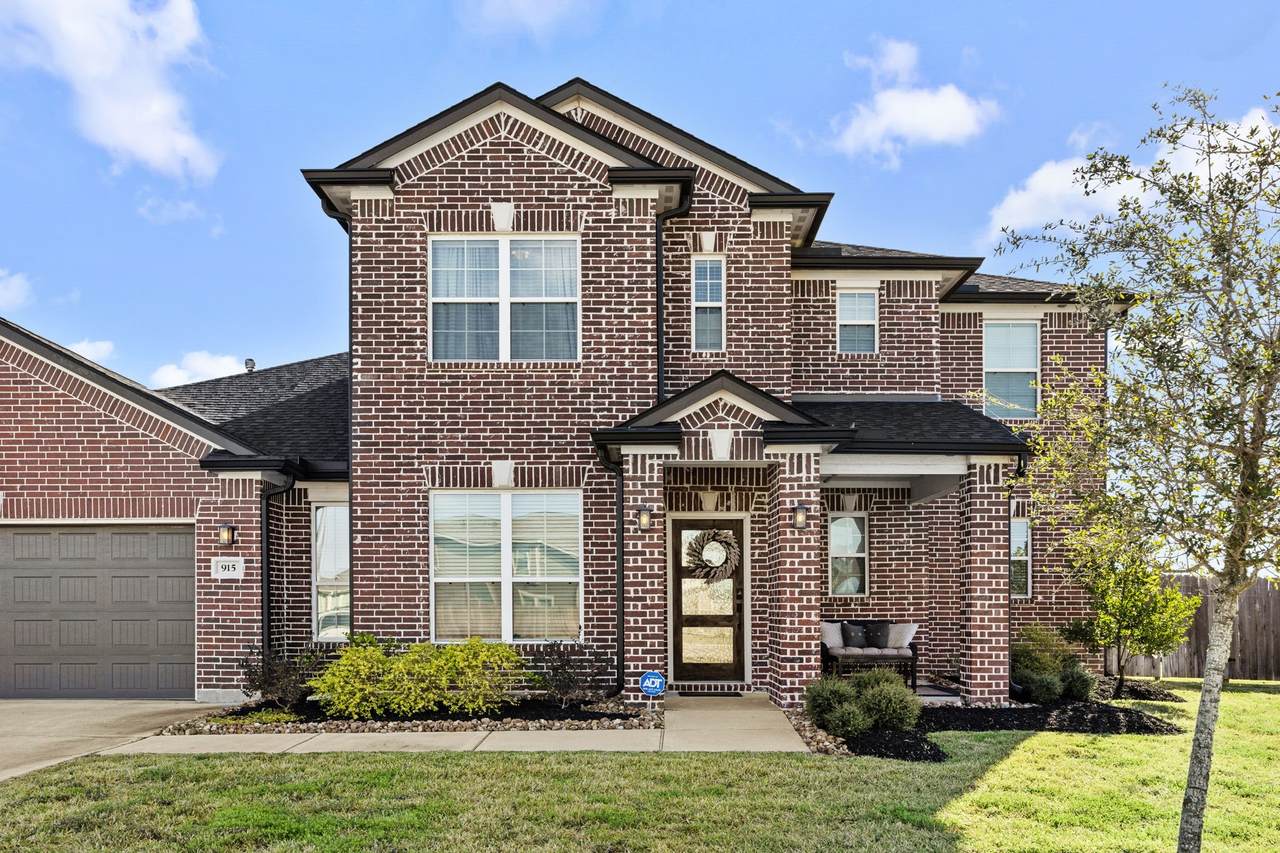 915 Bernard Meadows Drive Drive - Photo 1