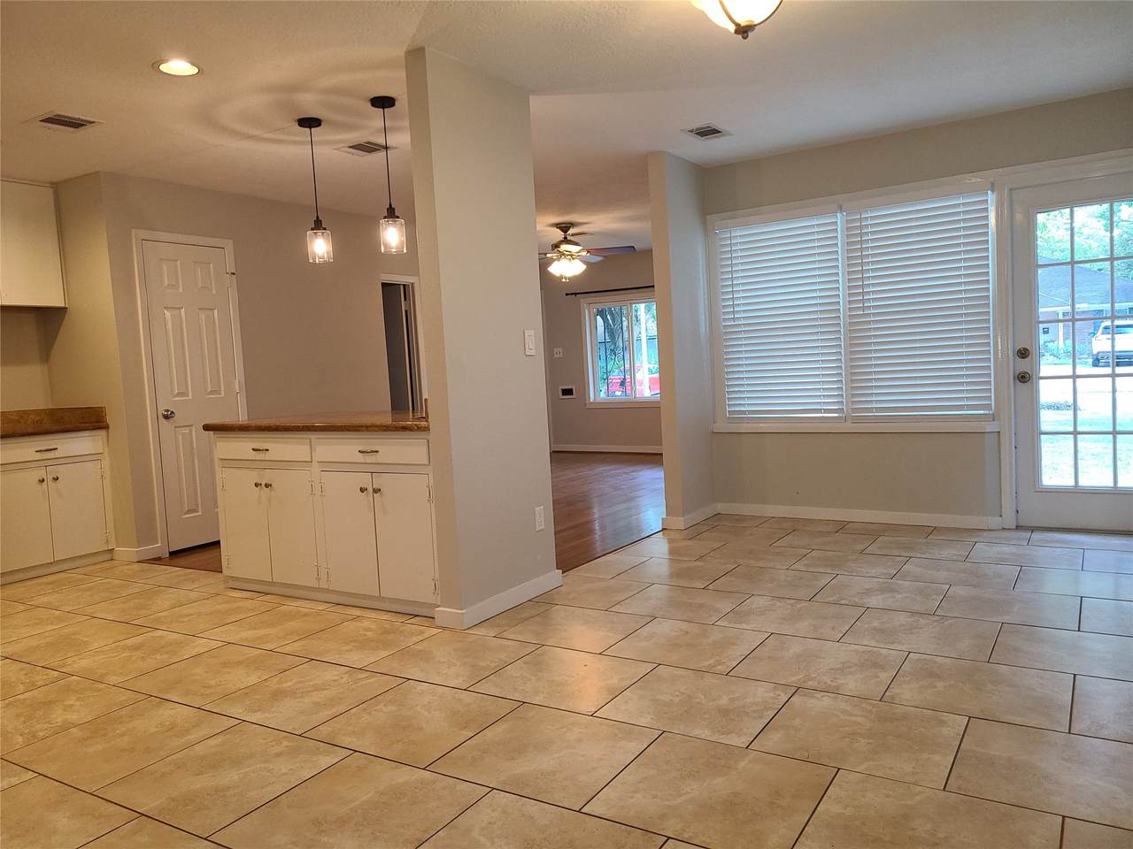3314 Rochdale Street - Photo 1