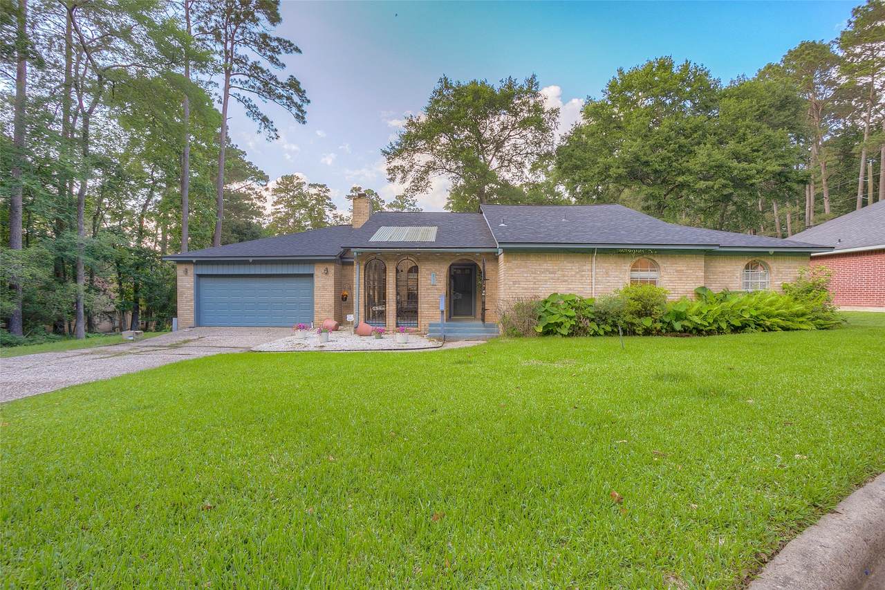 404 River Oaks Drive - Photo 1
