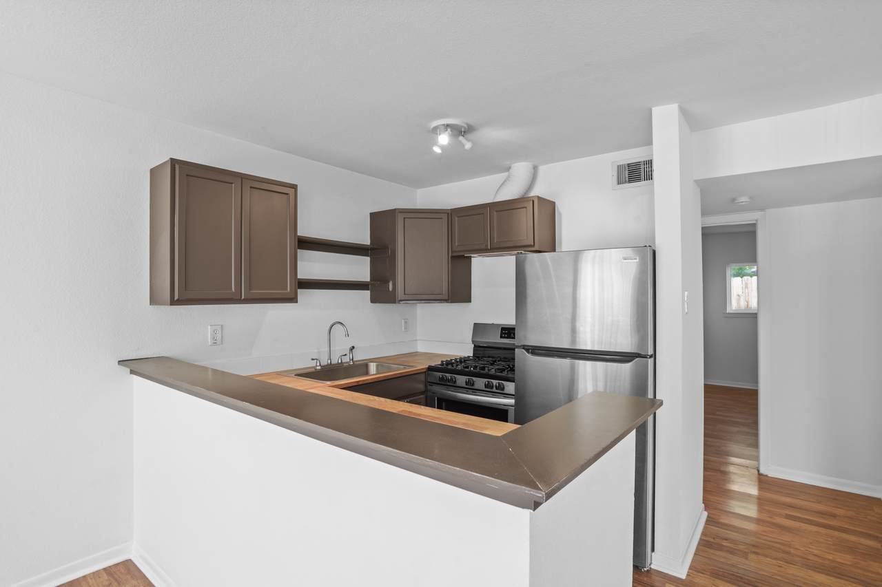 1408 Hughes Street - Photo 1