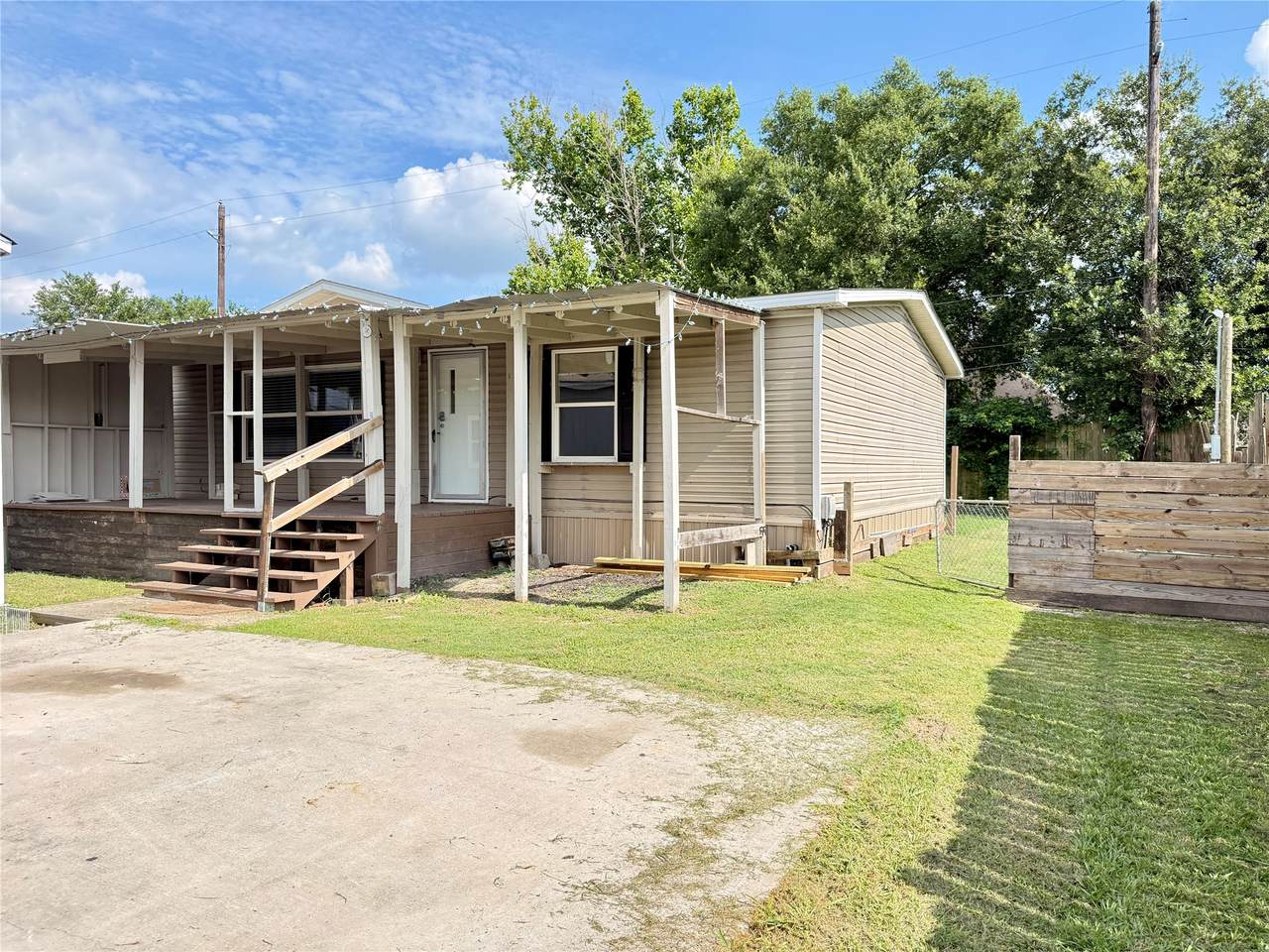 11115 Hayslip Lane - Photo 1
