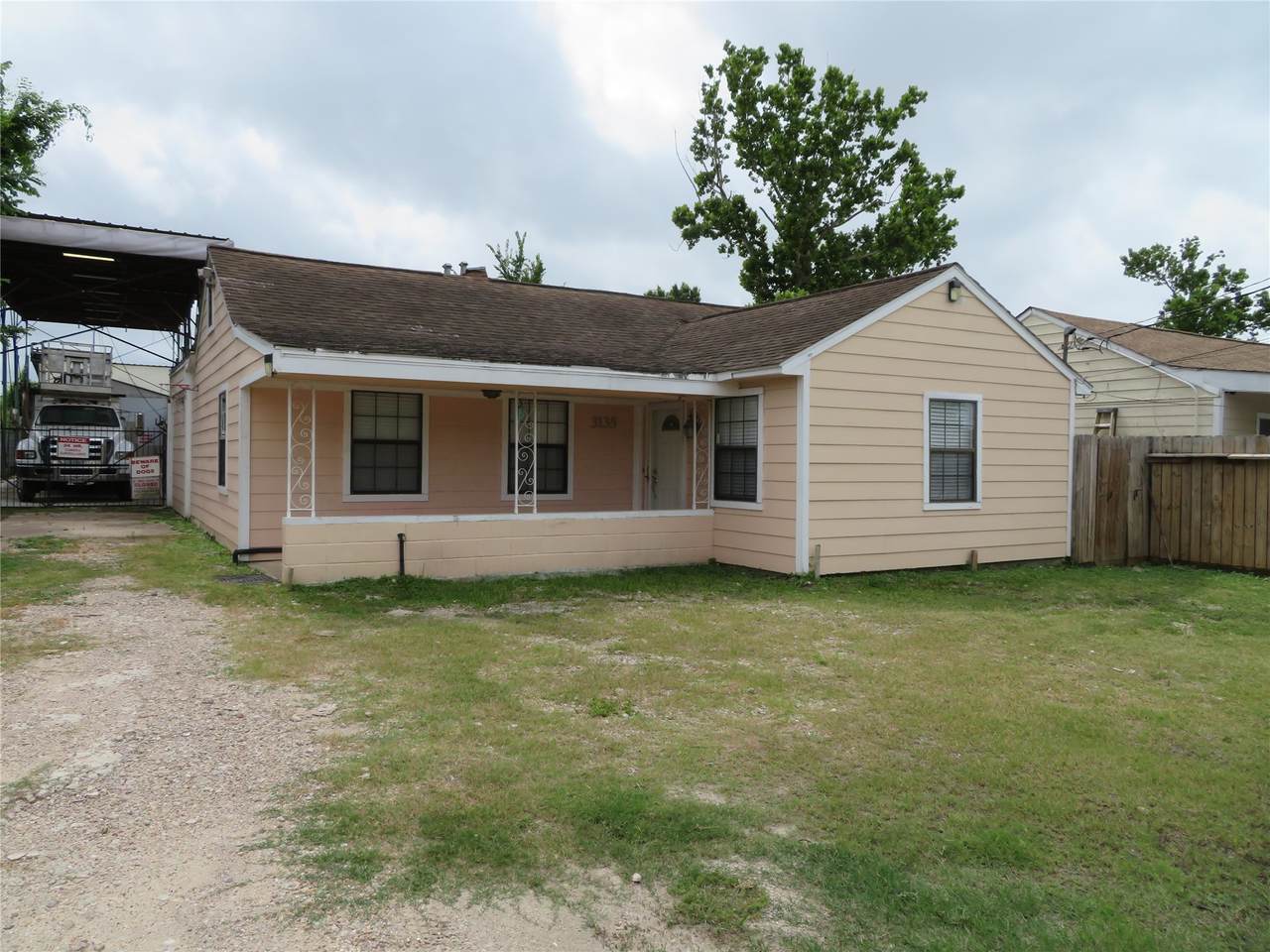 3135 Golfcrest Boulevard - Photo 1
