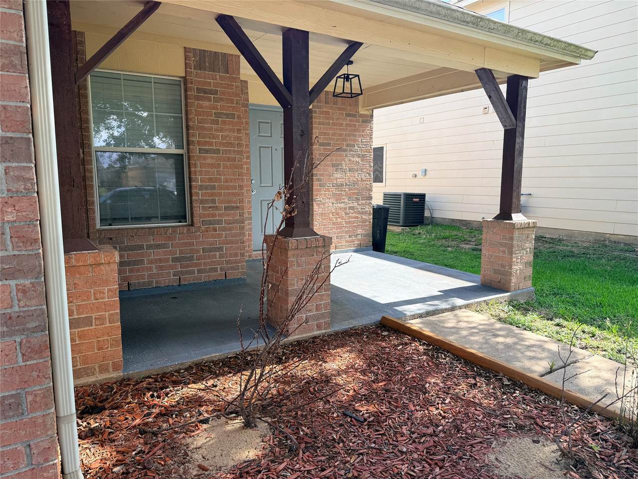 21614 Britton Hill Way - Photo 1