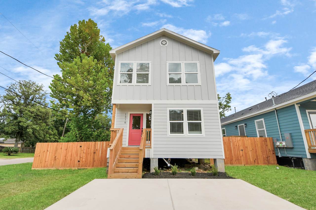 1316 W Willis Street - Photo 1