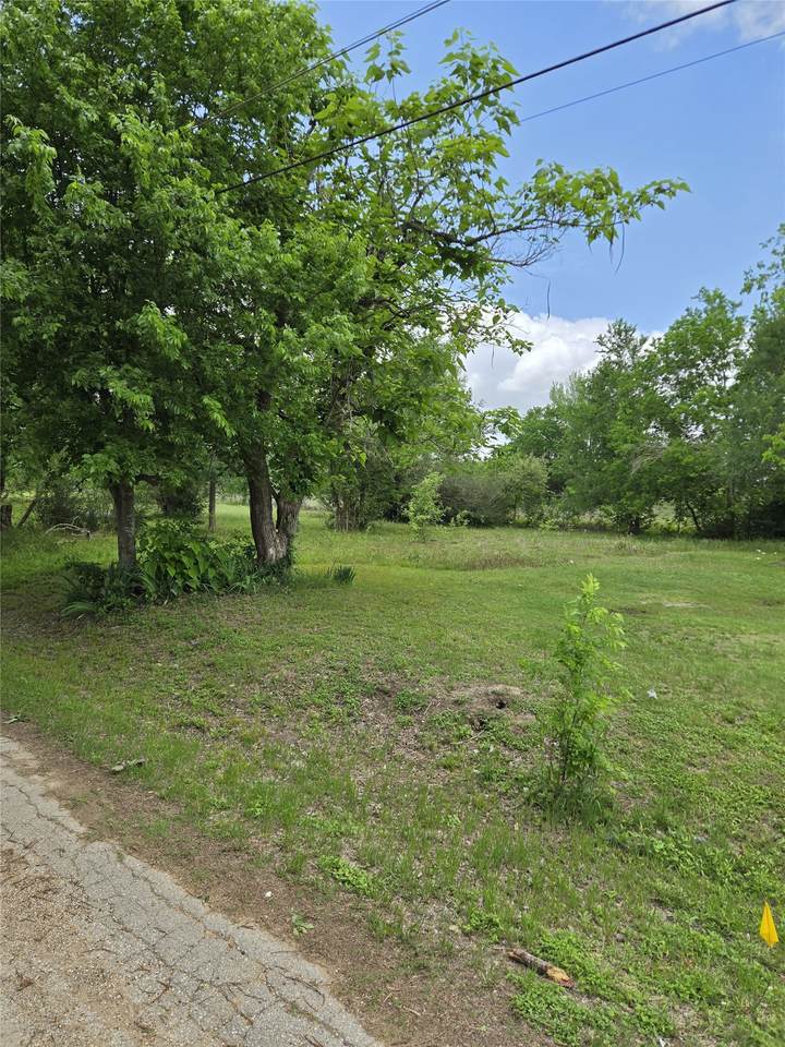 1340 Sauls Street - Photo 1