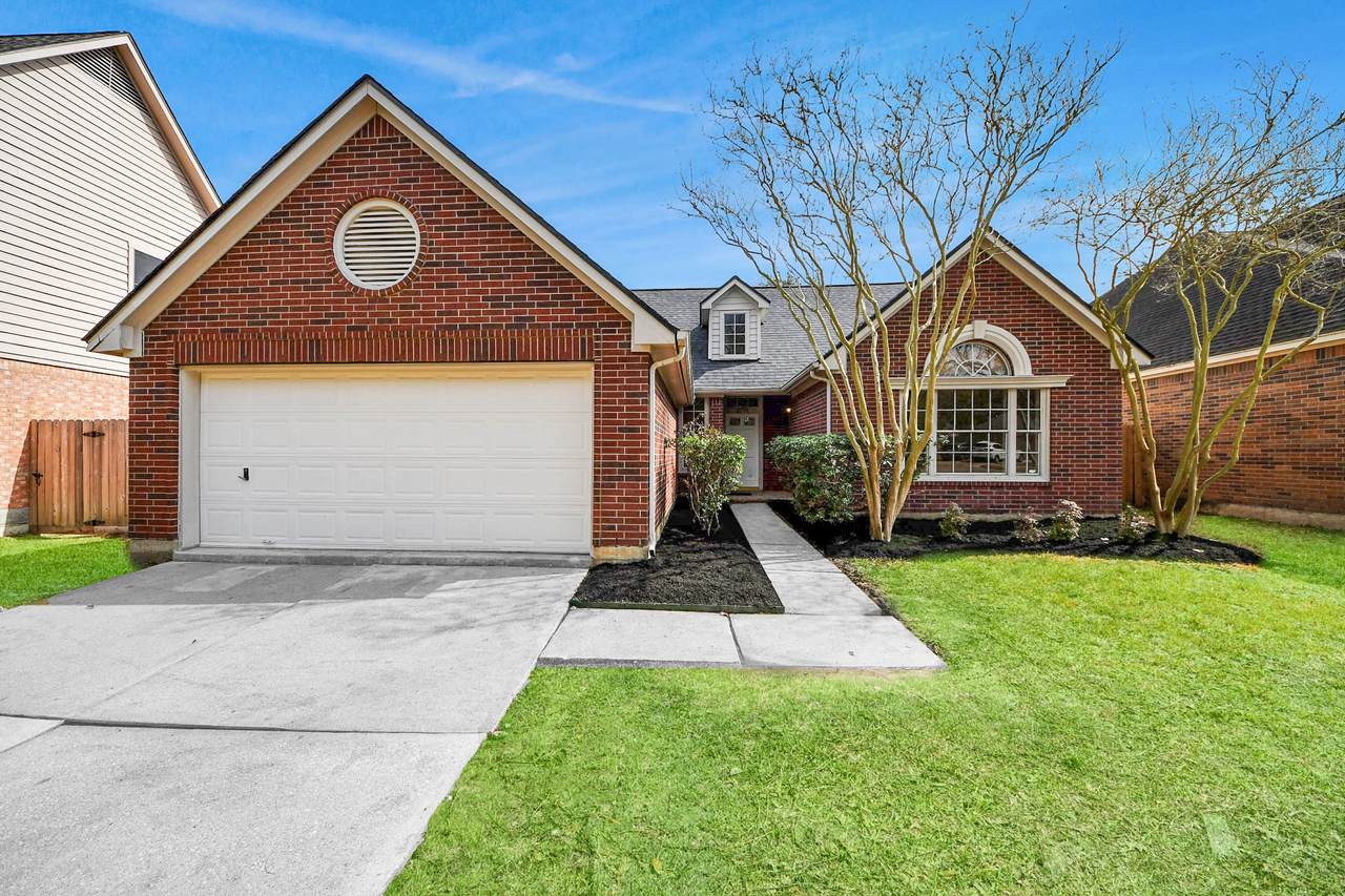 1726 Diamond Brook Drive - Photo 1