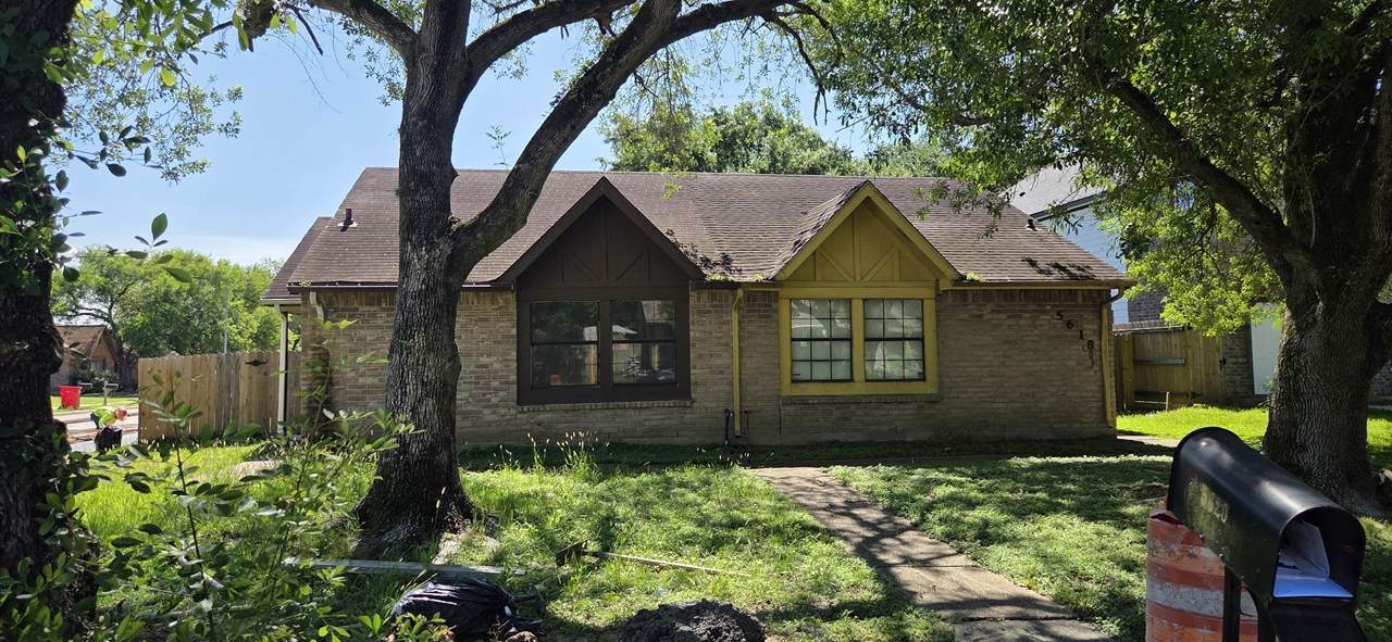 5620 Hollow Pines Drive - Photo 1
