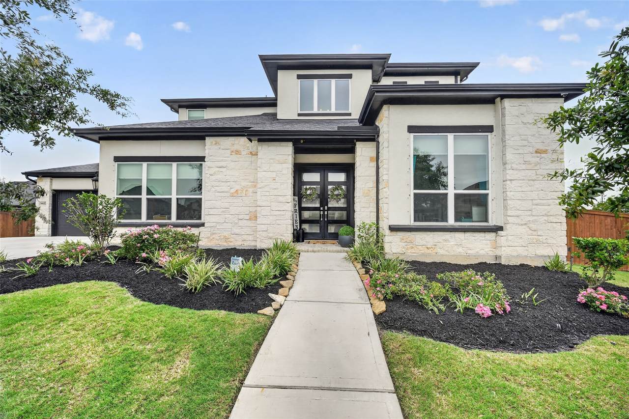 9827 Wright Drive - Photo 1