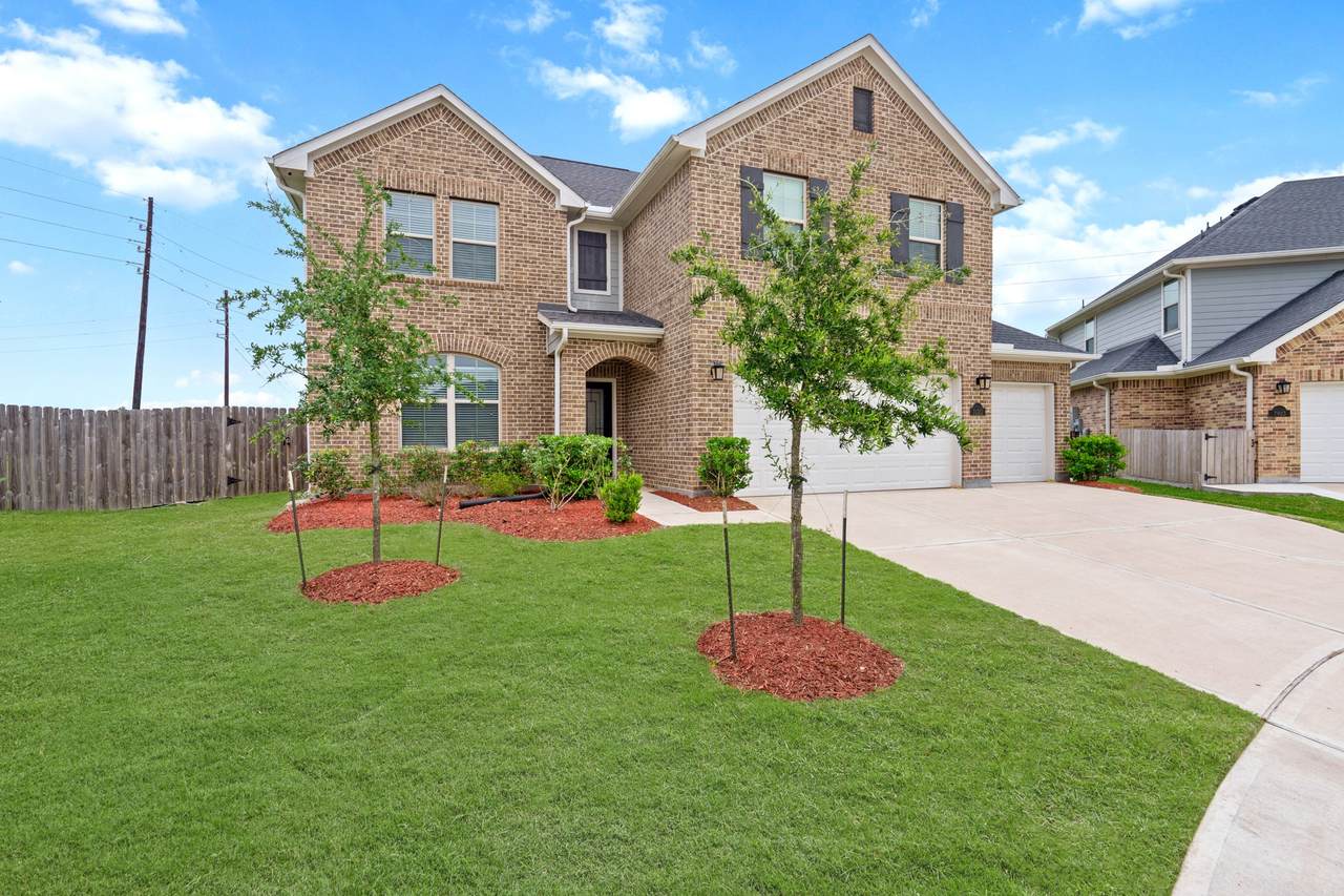 31202 Zacara Lane - Photo 1
