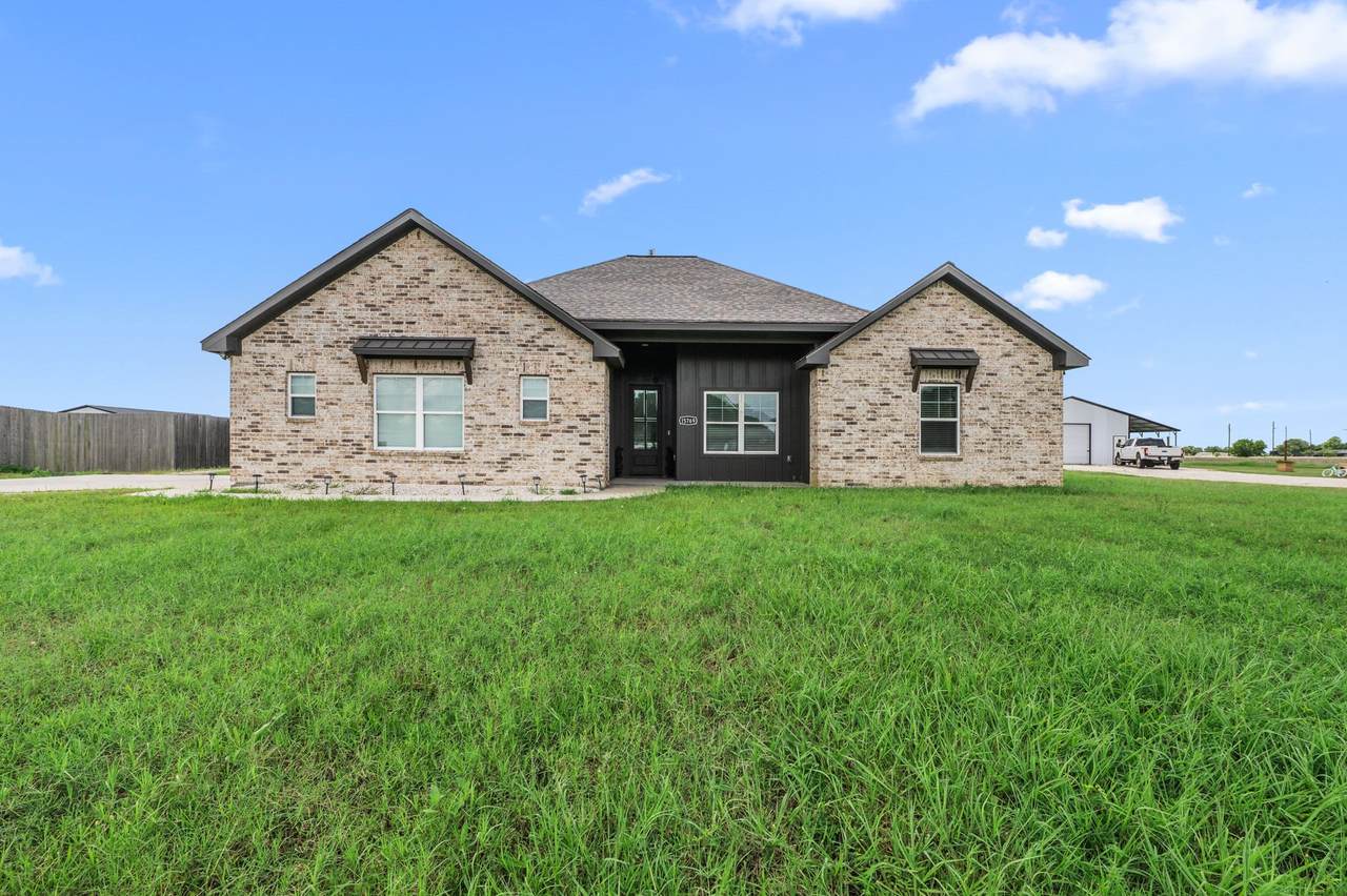 15769 County Road 272 - Photo 1
