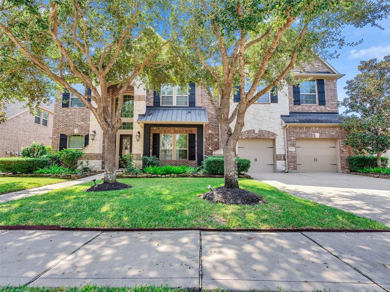 28003 Iberville Glen Drive - Photo 1