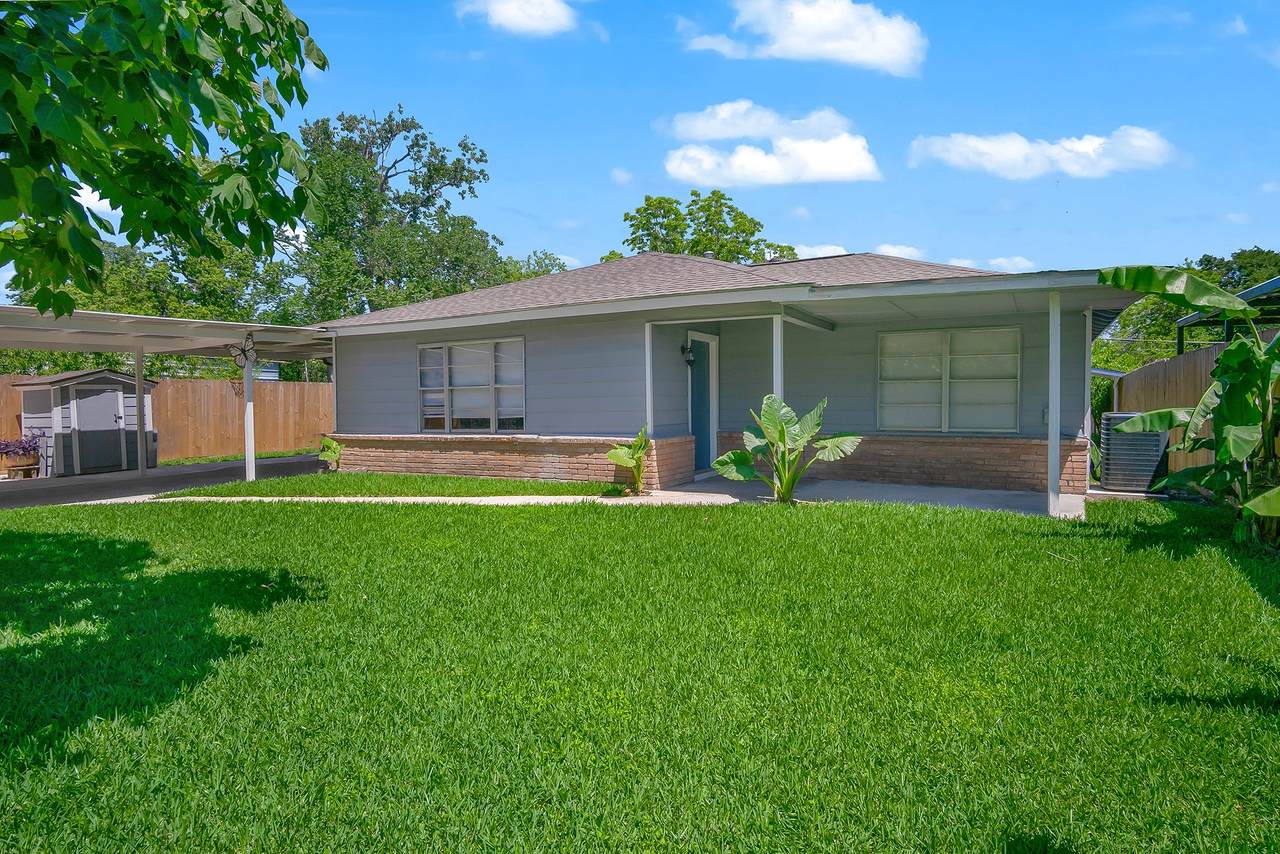 3531 Dalstrom Street - Photo 1