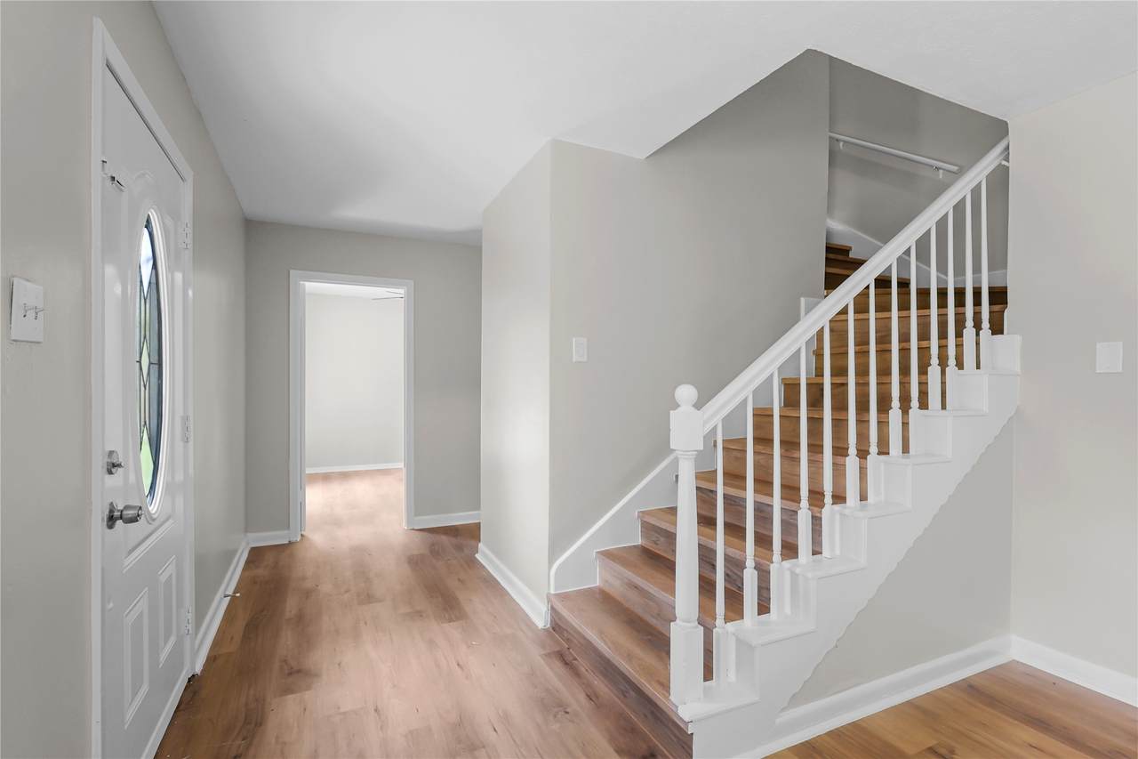 1403 Marilyn Street - Photo 1