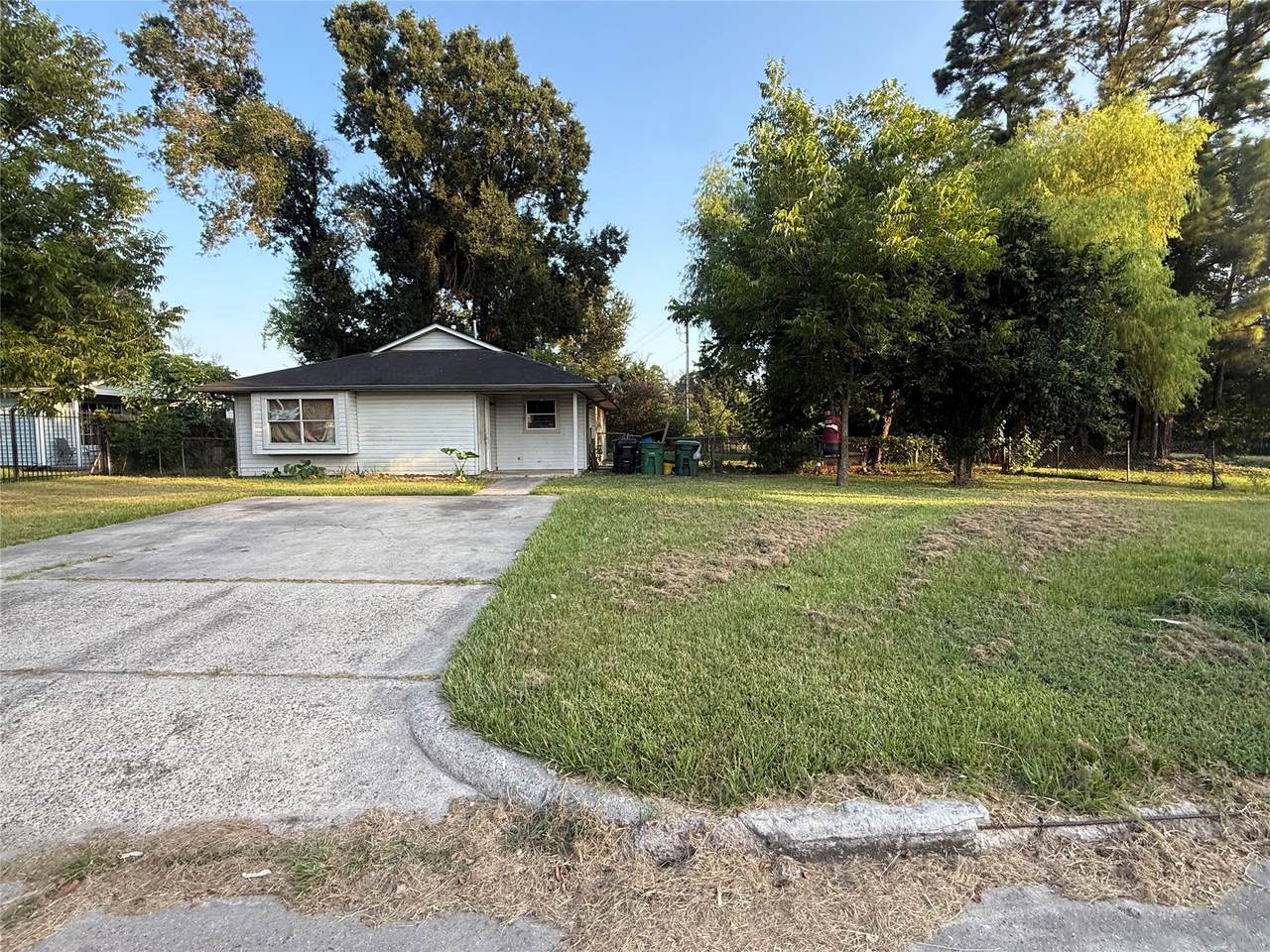 9318 Sterlingshire Street - Photo 1