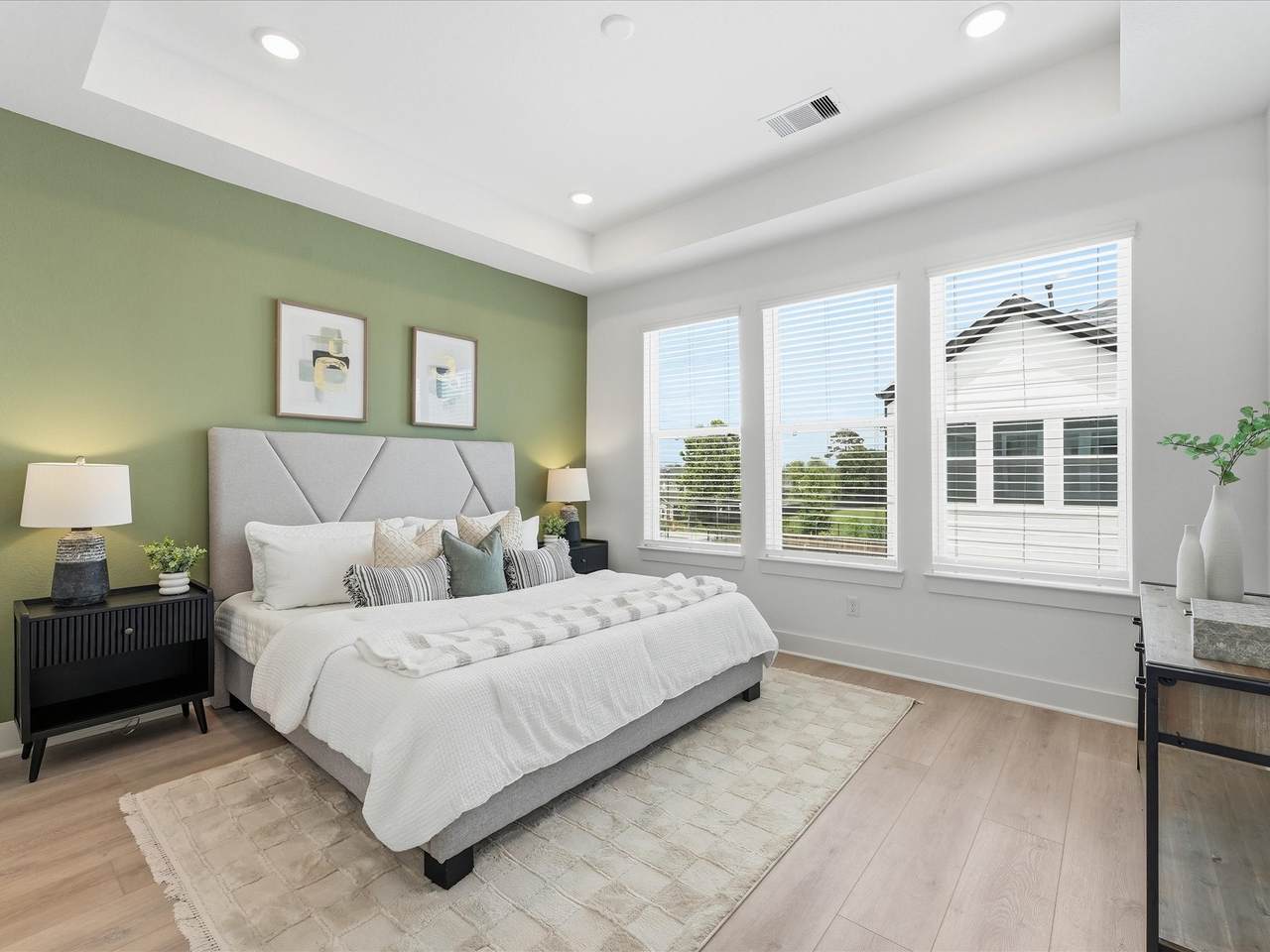 267 De Boll Street - Photo 1
