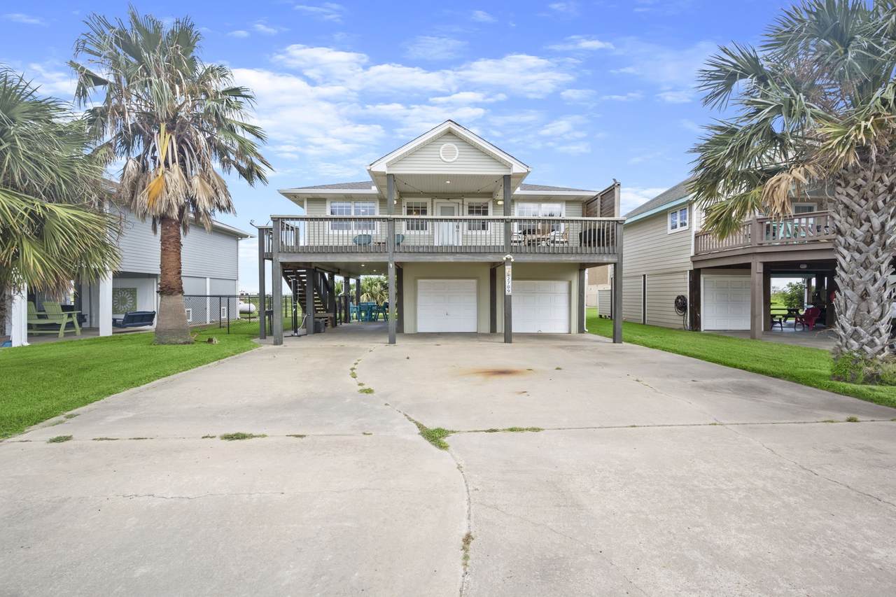 2709 Foster Drive - Photo 1