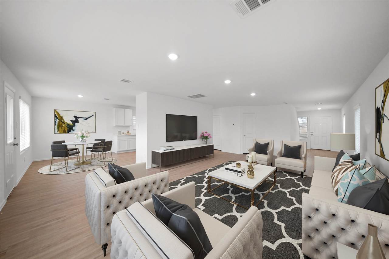 219 Sage River Court - Photo 1