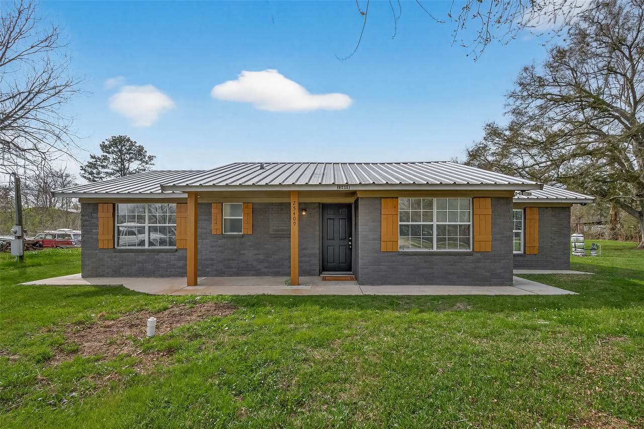 25409 Pebble Drive - Photo 1