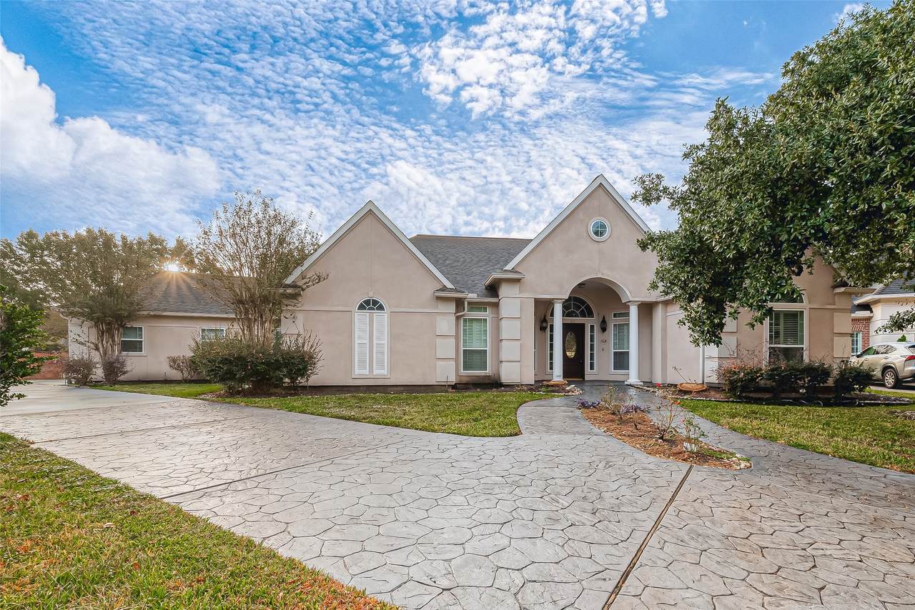 66 Blooming Grove Lane - Photo 1