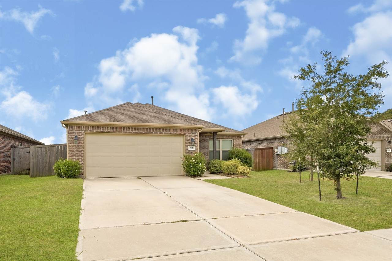 21018 Wenze Lane - Photo 1