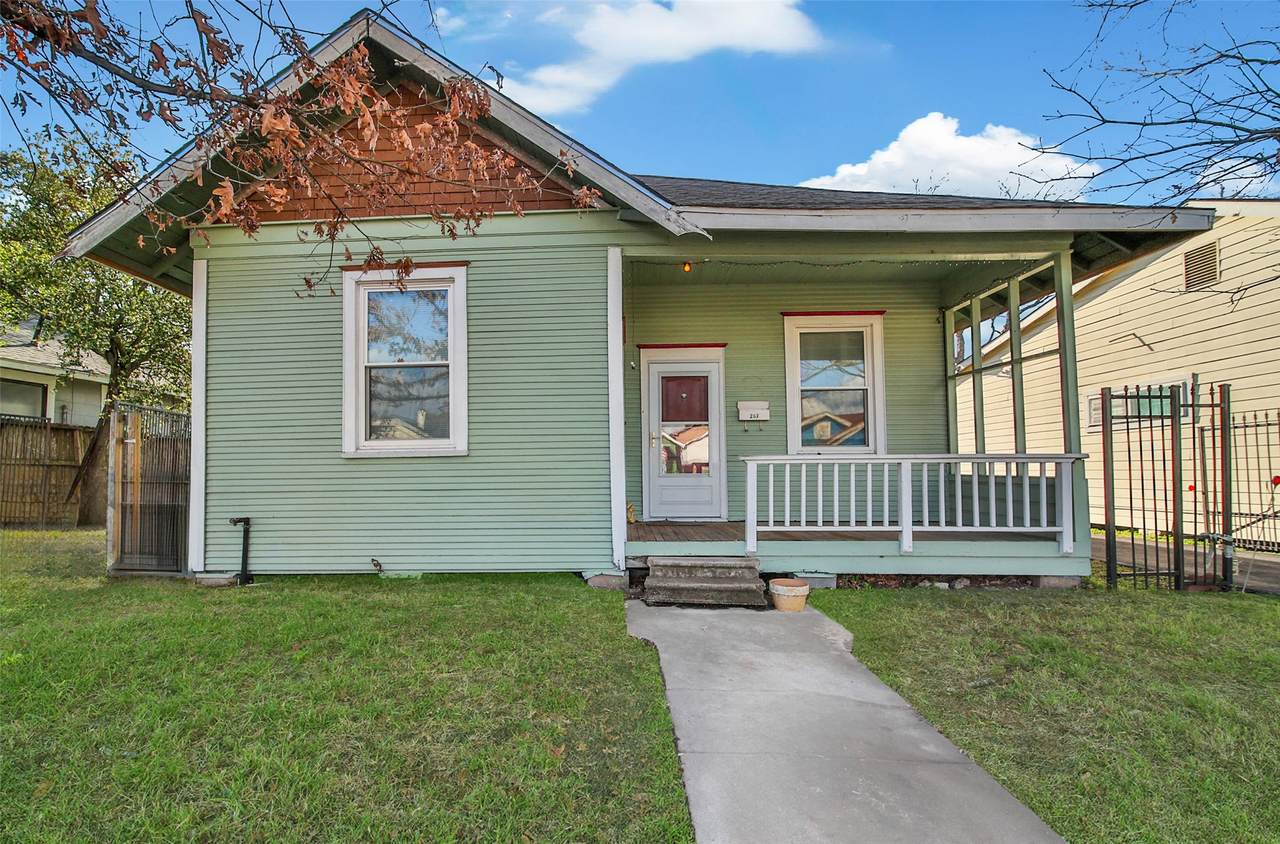 207 Northwood Street - Photo 1
