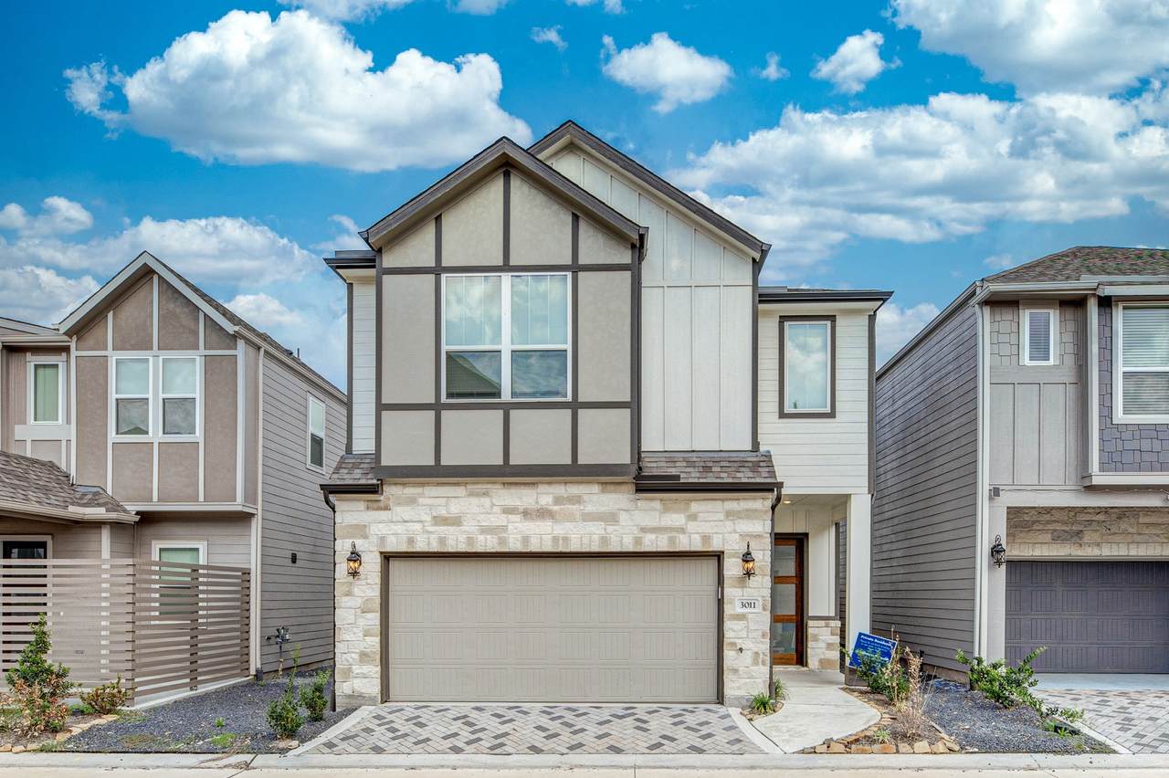 3011 Valley Peak Drive - Photo 1