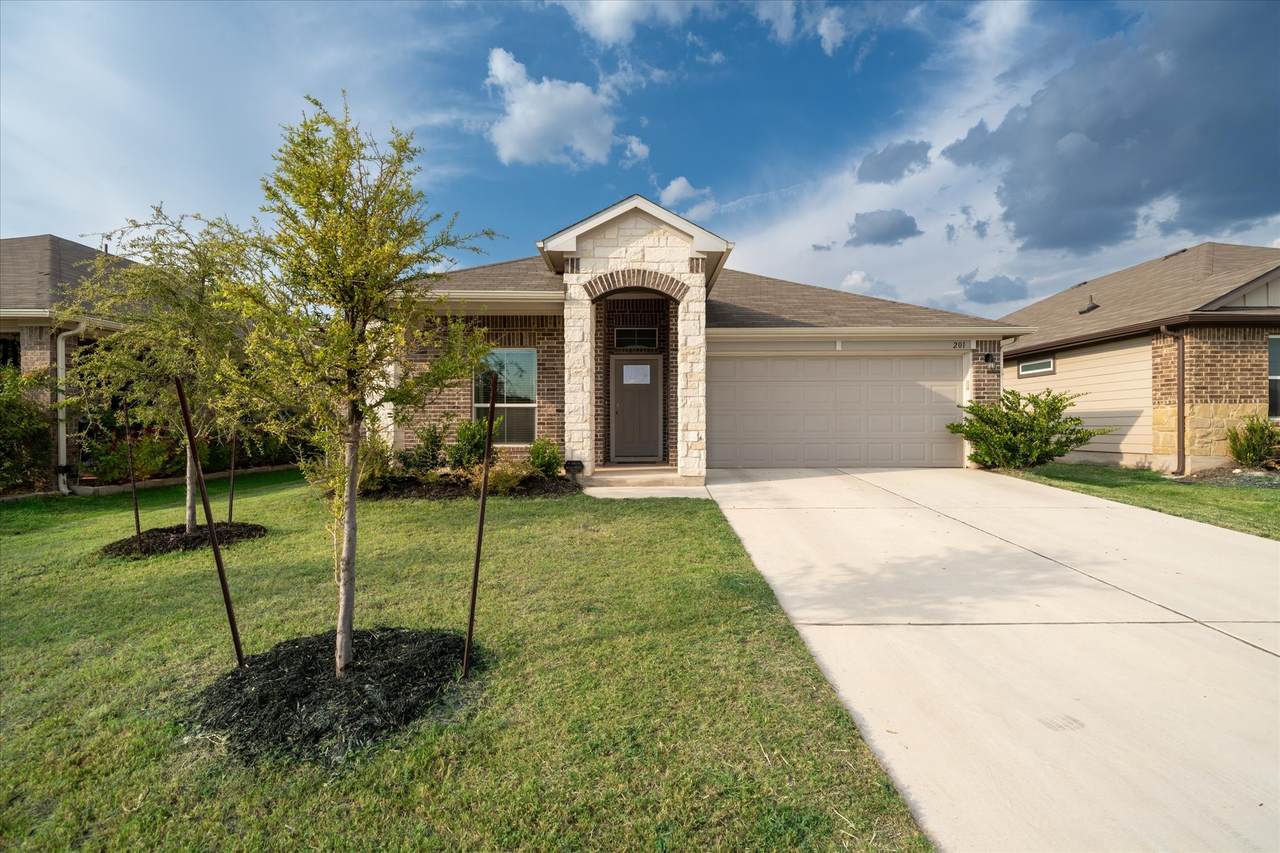 201 Elm Creek Drive - Photo 1