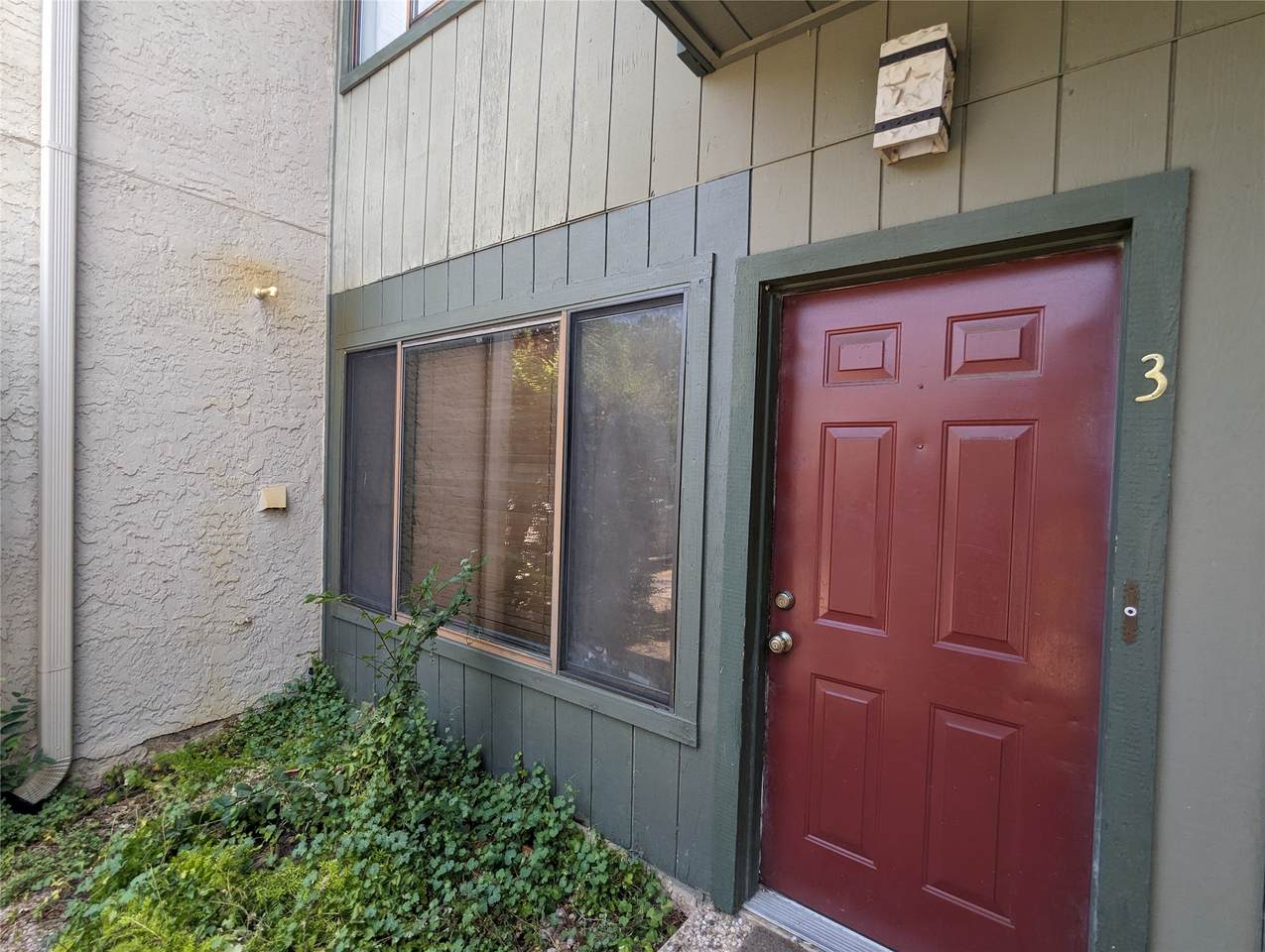 601 Nelray Boulevard - Photo 1