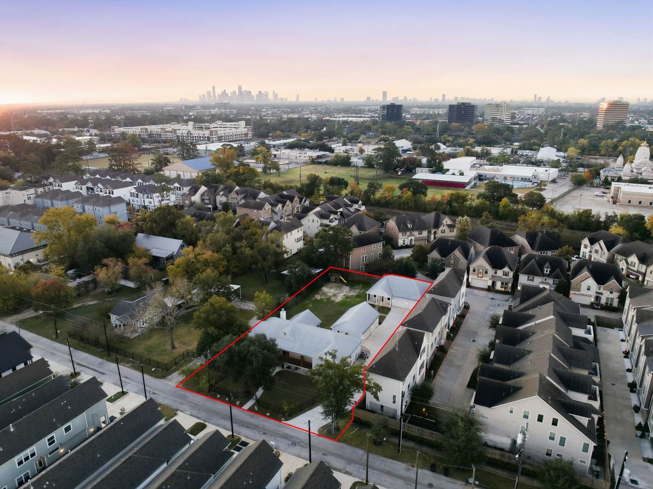 941 Judiway Street - Photo 1