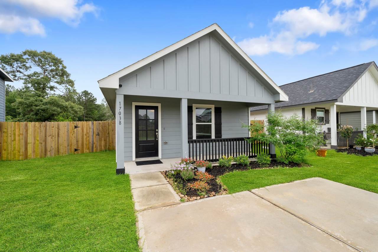 17038 Marie Village Drive - Photo 1