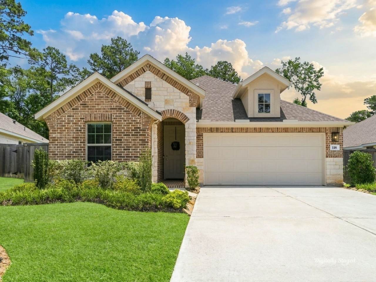 118 Violet Carson Court - Photo 1