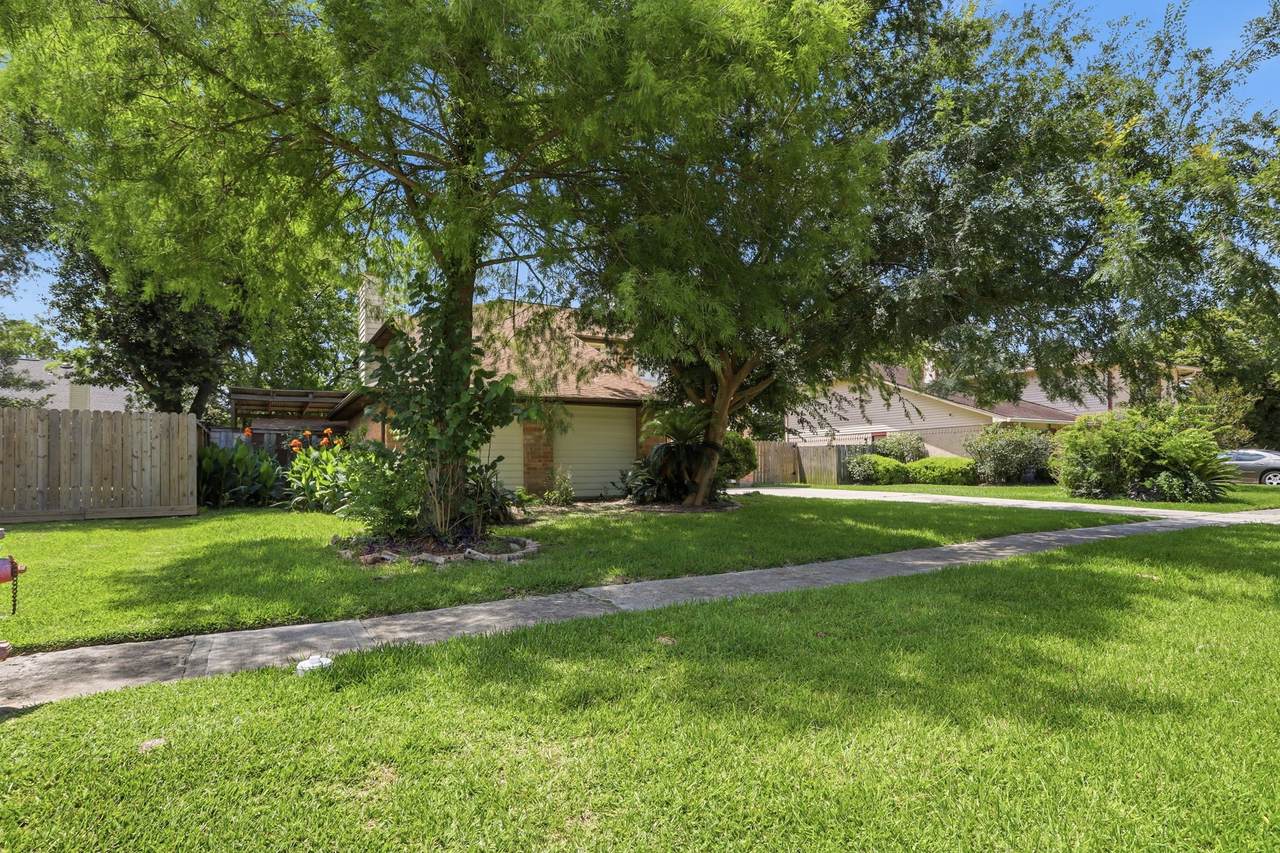 2315 Hampton Road - Photo 1