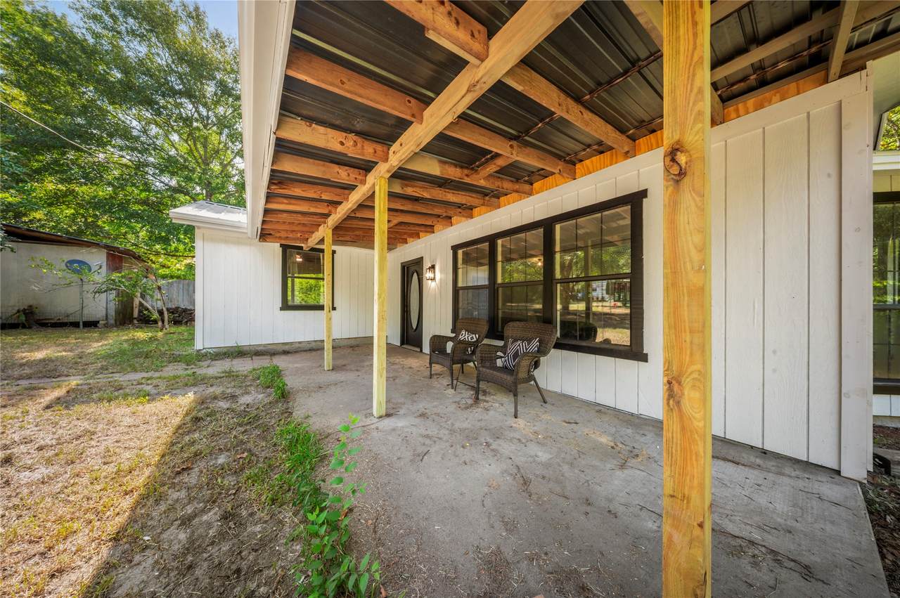 130 Hilltop Loop - Photo 1