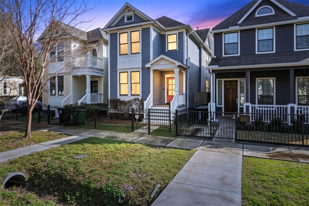 434 27th Street - Photo 1