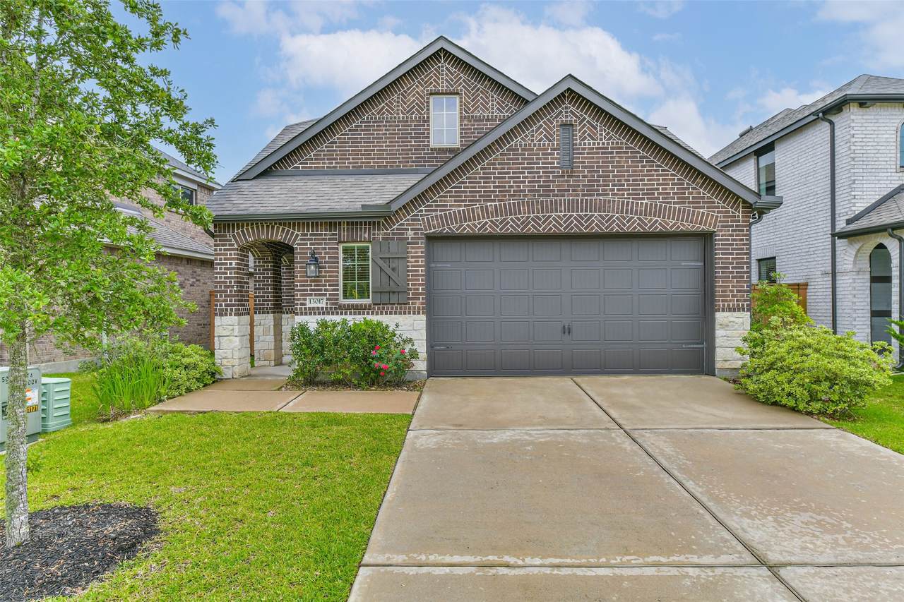 13017 Sapphire Lake Lane - Photo 1
