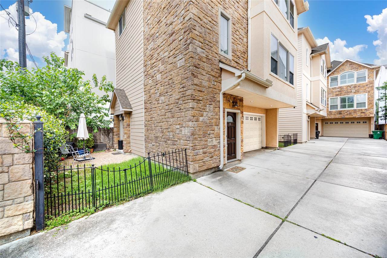 1714 Ovid Street - Photo 1